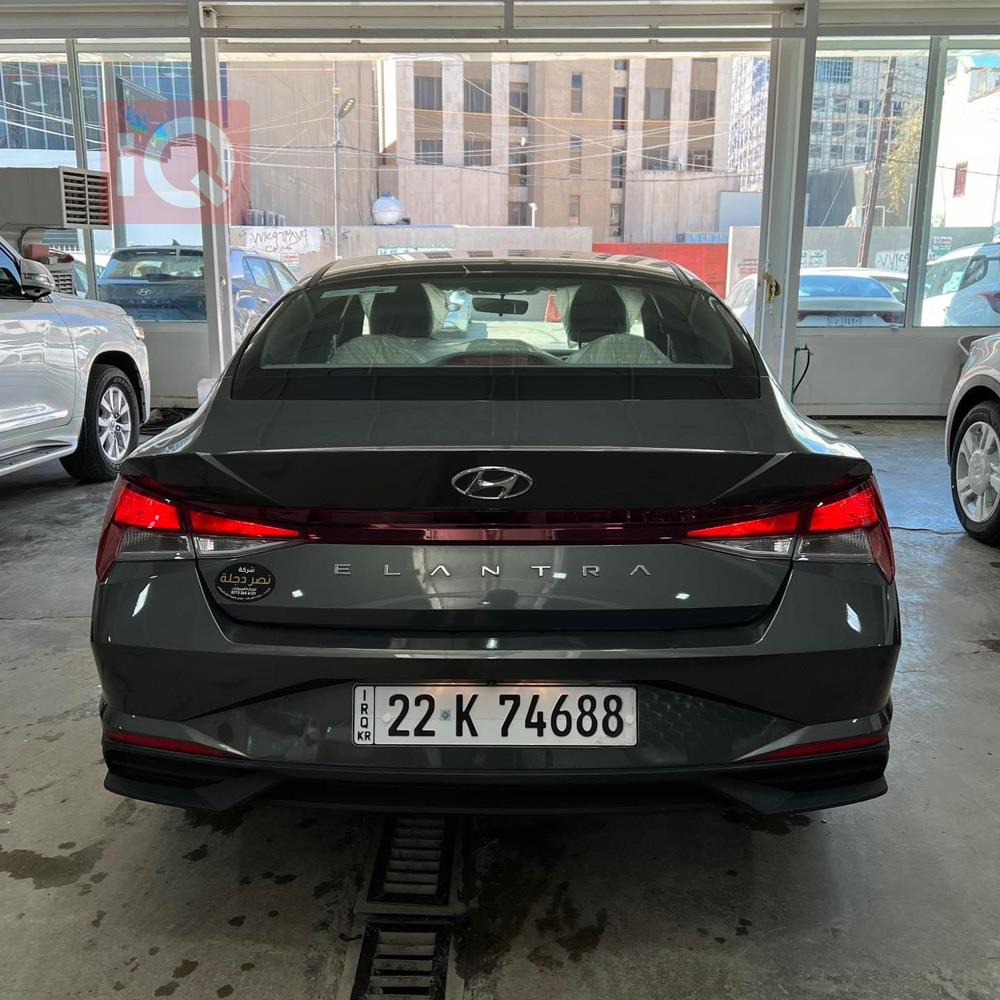 هیوندای ئەلەنترا